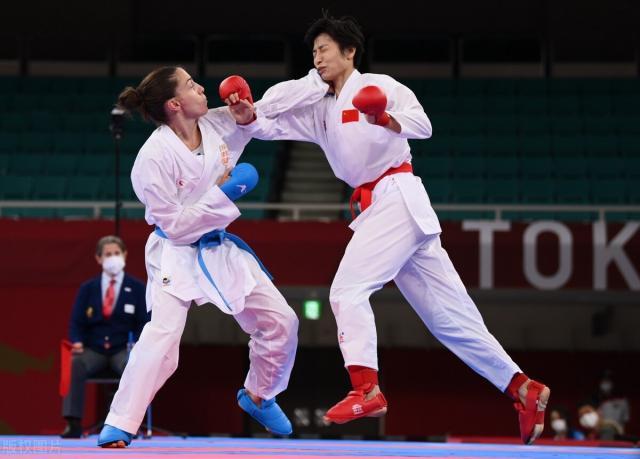 华体会app登录-尹笑言遗憾摘银：爱打女孩从排球赛场到空手道擂台